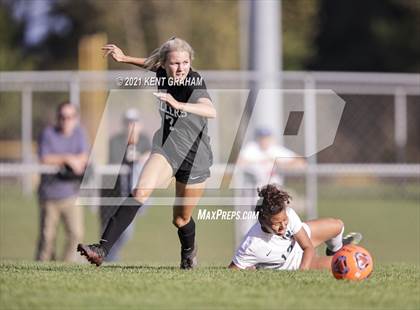 Thumbnail 3 in Noblesville vs Pendleton Heights  (IHSAA Hamilton Southeastern Sectional Semifinal) photogallery.