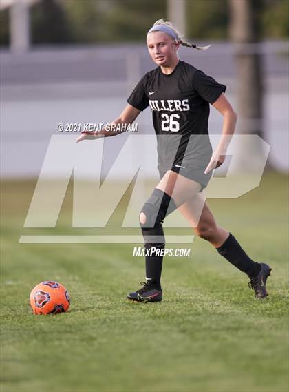 Thumbnail 3 in Noblesville vs Pendleton Heights  (IHSAA Hamilton Southeastern Sectional Semifinal) photogallery.