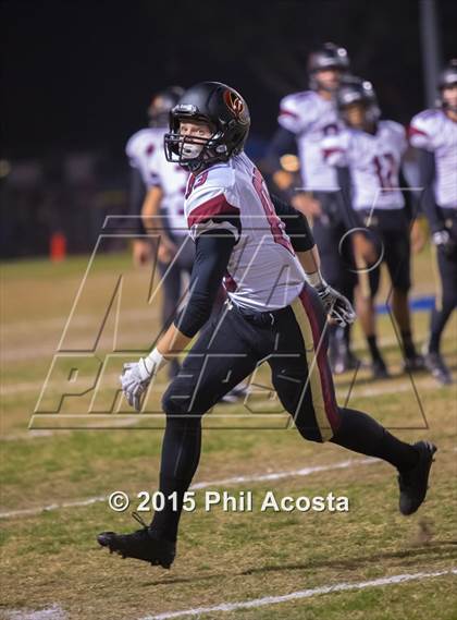 Thumbnail 2 in Bishop Amat vs Oaks Christian photogallery.