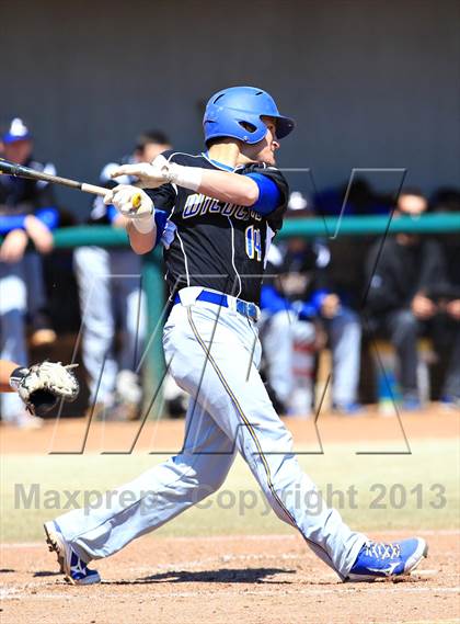 Thumbnail 1 in Lexington vs. Mater Dei (National High School Invitational) photogallery.