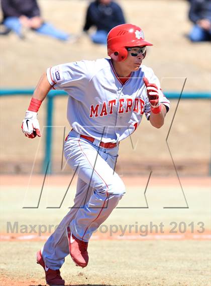 Thumbnail 2 in Lexington vs. Mater Dei (National High School Invitational) photogallery.