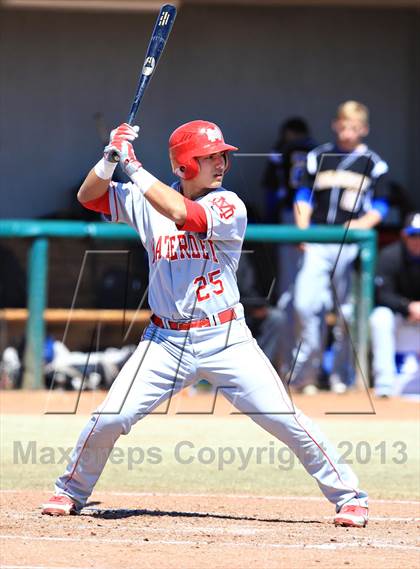 Thumbnail 1 in Lexington vs. Mater Dei (National High School Invitational) photogallery.