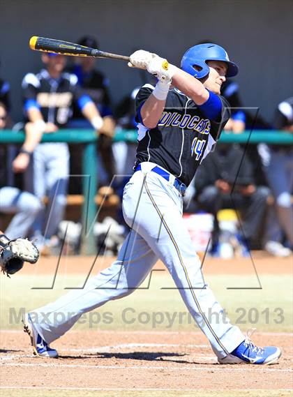 Thumbnail 1 in Lexington vs. Mater Dei (National High School Invitational) photogallery.