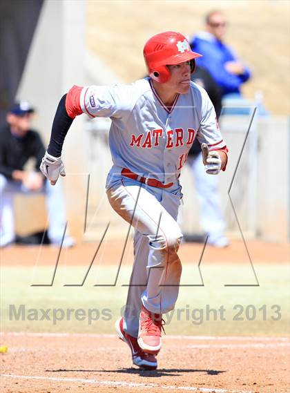 Thumbnail 1 in Lexington vs. Mater Dei (National High School Invitational) photogallery.