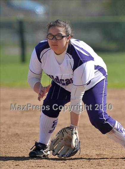 Thumbnail 3 in Lodi vs. Franklin (Victory Pre-Season Tournament) photogallery.