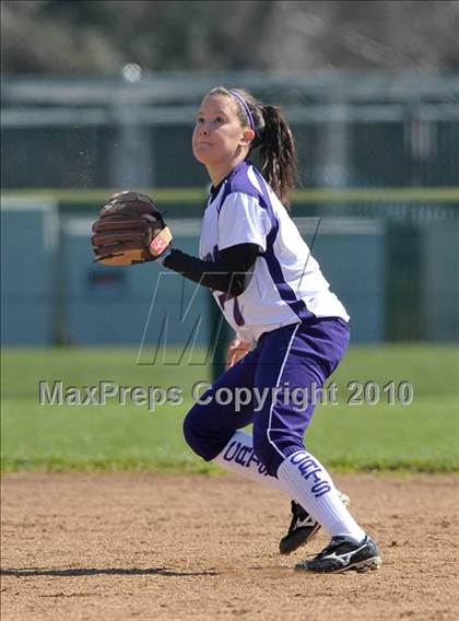 Thumbnail 1 in Lodi vs. Franklin (Victory Pre-Season Tournament) photogallery.