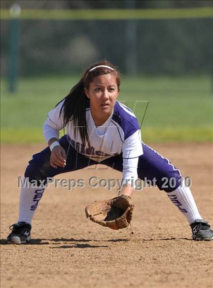 Thumbnail 2 in Lodi vs. Franklin (Victory Pre-Season Tournament) photogallery.