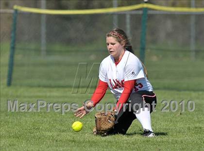 Thumbnail 2 in Lodi vs. Franklin (Victory Pre-Season Tournament) photogallery.