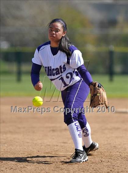 Thumbnail 1 in Lodi vs. Franklin (Victory Pre-Season Tournament) photogallery.