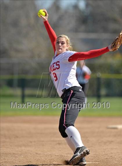 Thumbnail 2 in Lodi vs. Franklin (Victory Pre-Season Tournament) photogallery.