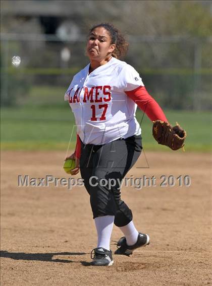 Thumbnail 3 in Lodi vs. Franklin (Victory Pre-Season Tournament) photogallery.