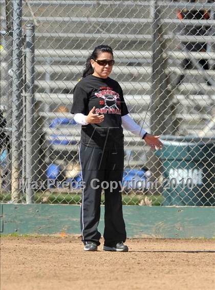 Thumbnail 2 in Lodi vs. Franklin (Victory Pre-Season Tournament) photogallery.