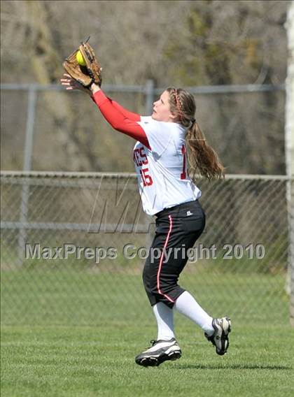 Thumbnail 3 in Lodi vs. Franklin (Victory Pre-Season Tournament) photogallery.