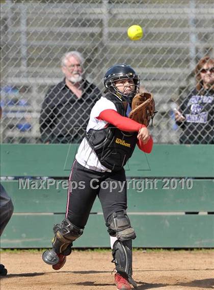 Thumbnail 3 in Lodi vs. Franklin (Victory Pre-Season Tournament) photogallery.