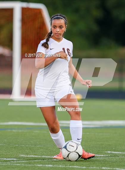 Thumbnail 2 in Highland @ Marlboro Central photogallery.