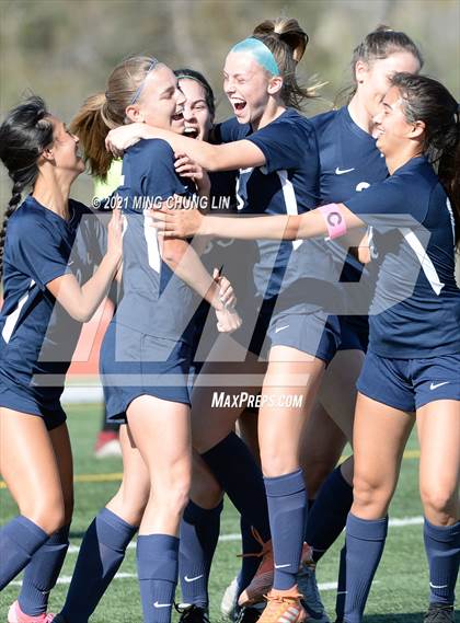 Thumbnail 1 in Corona del Mar @ University photogallery.