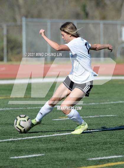 Thumbnail 3 in Corona del Mar @ University photogallery.