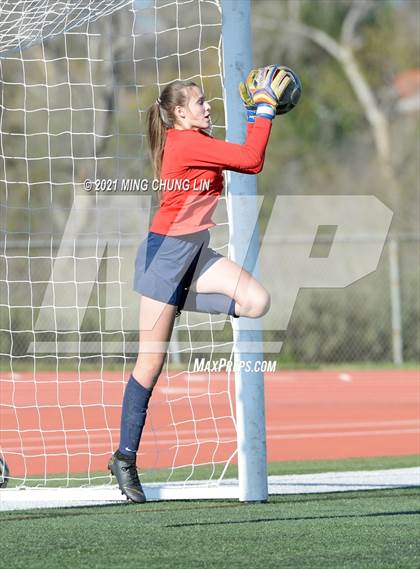 Thumbnail 3 in Corona del Mar @ University photogallery.