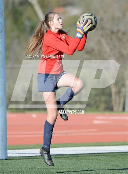 Thumbnail 3 in Corona del Mar @ University photogallery.