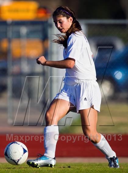 Thumbnail 1 in Santa Fe vs. Ridge Point (Pearland Shootout) photogallery.