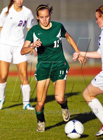Thumbnail 3 in Santa Fe vs. Ridge Point (Pearland Shootout) photogallery.