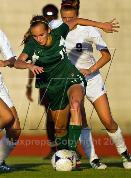 Thumbnail 2 in Santa Fe vs. Ridge Point (Pearland Shootout) photogallery.