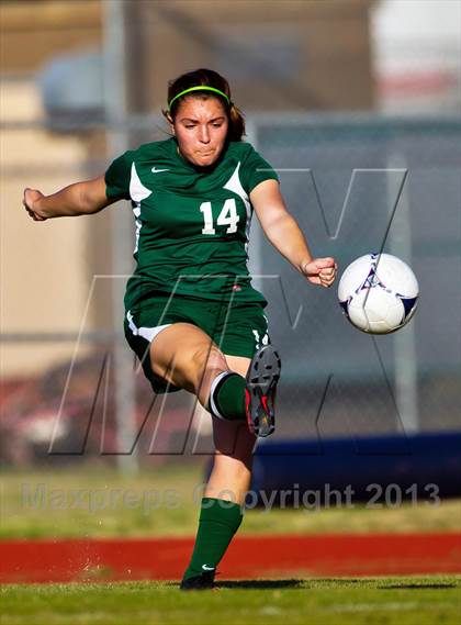 Thumbnail 1 in Santa Fe vs. Ridge Point (Pearland Shootout) photogallery.