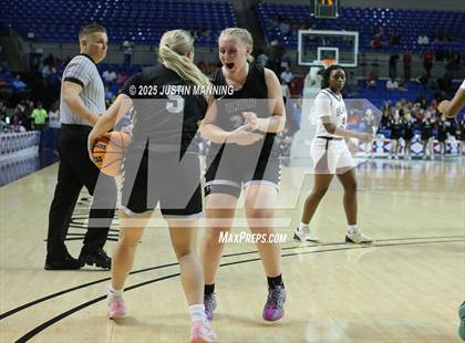 Thumbnail 2 in Barton vs. Izard County (AAA 2A State Final) photogallery.