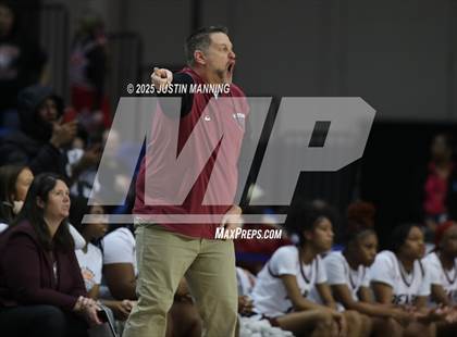 Thumbnail 1 in Barton vs. Izard County (AAA 2A State Final) photogallery.