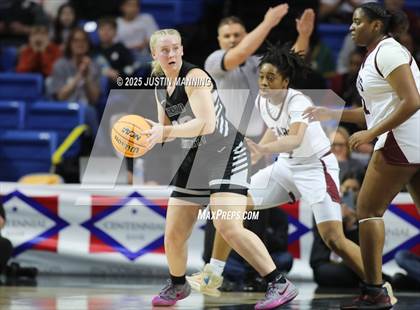 Thumbnail 3 in Barton vs. Izard County (AAA 2A State Final) photogallery.