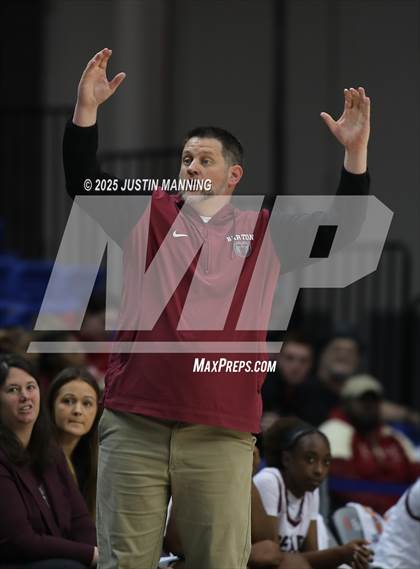 Thumbnail 1 in Barton vs. Izard County (AAA 2A State Final) photogallery.