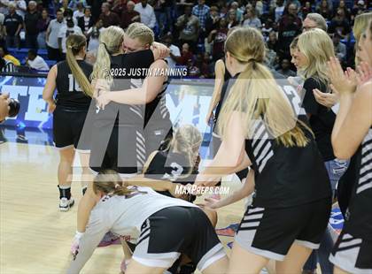 Thumbnail 3 in Barton vs. Izard County (AAA 2A State Final) photogallery.