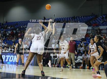 Thumbnail 3 in Barton vs. Izard County (AAA 2A State Final) photogallery.