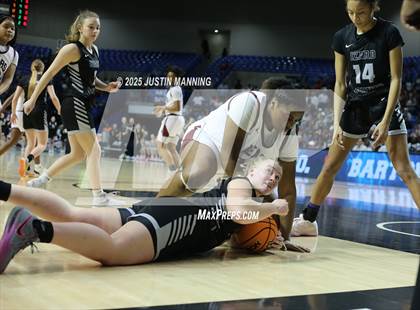 Thumbnail 3 in Barton vs. Izard County (AAA 2A State Final) photogallery.