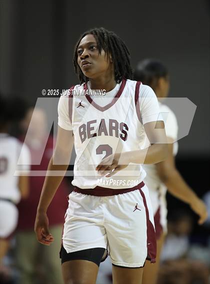 Thumbnail 3 in Barton vs. Izard County (AAA 2A State Final) photogallery.