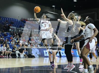 Thumbnail 1 in Barton vs. Izard County (AAA 2A State Final) photogallery.