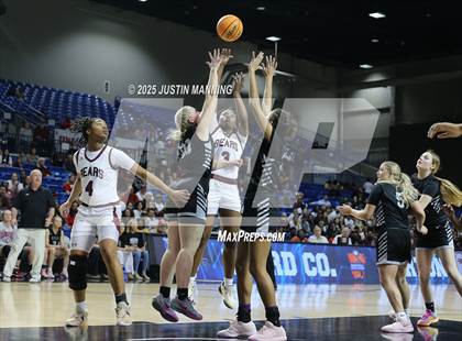Thumbnail 1 in Barton vs. Izard County (AAA 2A State Final) photogallery.