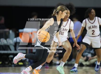 Thumbnail 1 in Barton vs. Izard County (AAA 2A State Final) photogallery.