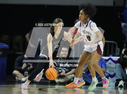 Thumbnail 2 in Barton vs. Izard County (AAA 2A State Final) photogallery.