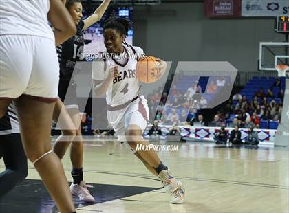 Thumbnail 1 in Barton vs. Izard County (AAA 2A State Final) photogallery.