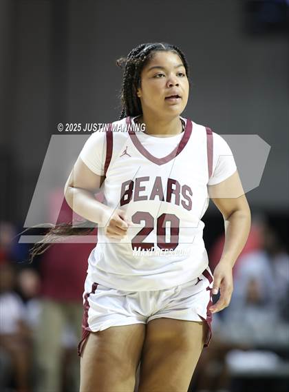 Thumbnail 1 in Barton vs. Izard County (AAA 2A State Final) photogallery.