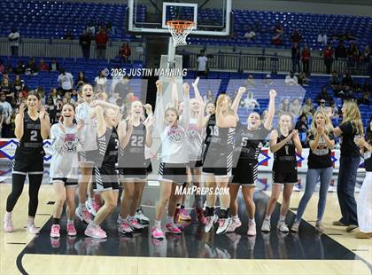 Thumbnail 1 in Barton vs. Izard County (AAA 2A State Final) photogallery.