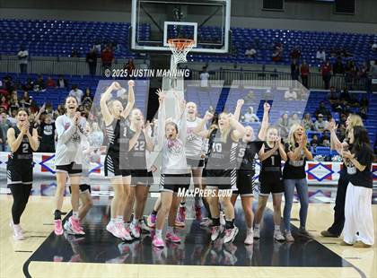 Thumbnail 2 in Barton vs. Izard County (AAA 2A State Final) photogallery.