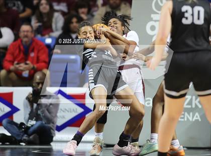 Thumbnail 1 in Barton vs. Izard County (AAA 2A State Final) photogallery.