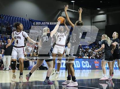 Thumbnail 3 in Barton vs. Izard County (AAA 2A State Final) photogallery.