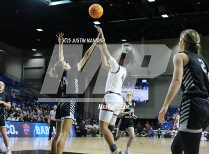 Thumbnail 1 in Barton vs. Izard County (AAA 2A State Final) photogallery.