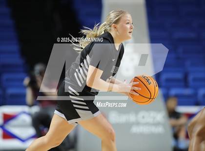 Thumbnail 3 in Barton vs. Izard County (AAA 2A State Final) photogallery.
