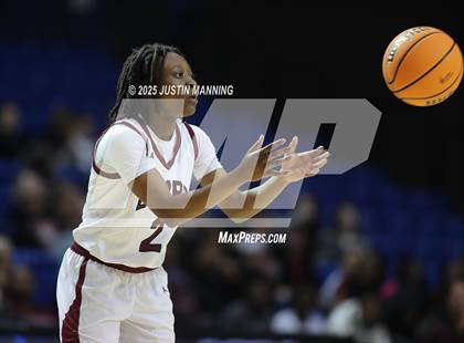 Thumbnail 3 in Barton vs. Izard County (AAA 2A State Final) photogallery.