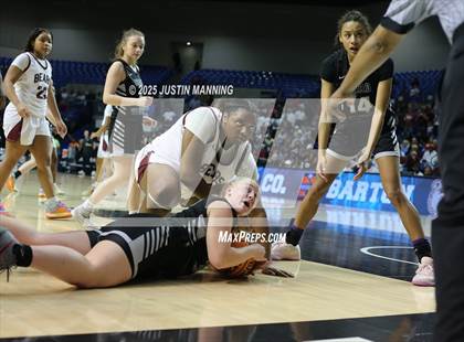 Thumbnail 3 in Barton vs. Izard County (AAA 2A State Final) photogallery.