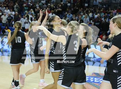 Thumbnail 2 in Barton vs. Izard County (AAA 2A State Final) photogallery.